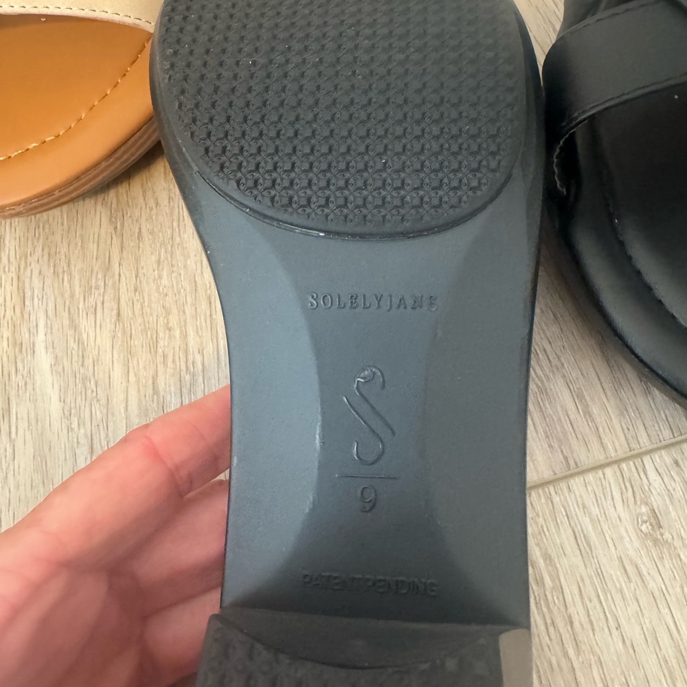 Solely Jane Interchangeable Heels - Picture 4 of 10